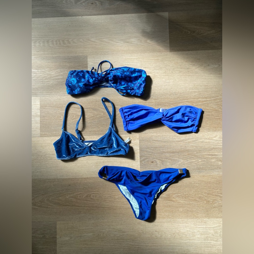 VS bikini bundle size medium